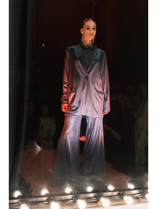 VELVET BOYFRIEND JACKET